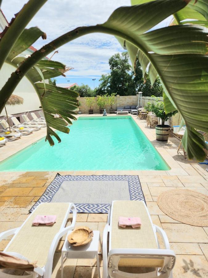 Ron De Mar & La Brisa Bed & Breakfast Пежинок Екстериор снимка