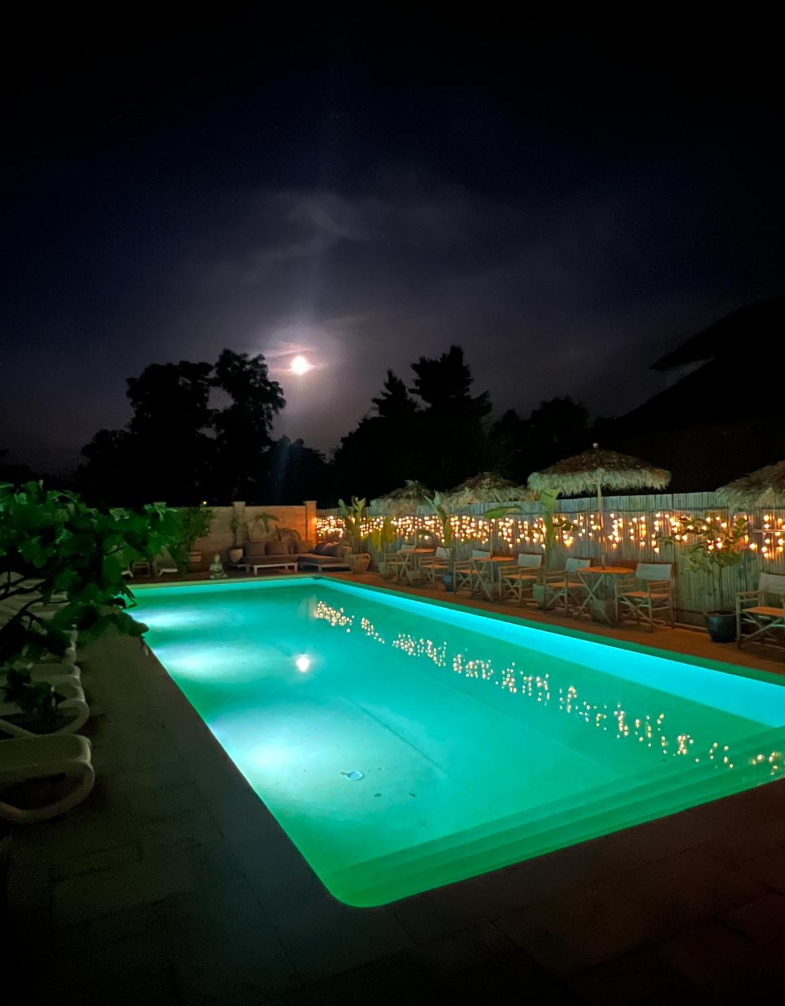 Ron De Mar & La Brisa Bed & Breakfast Пежинок Екстериор снимка